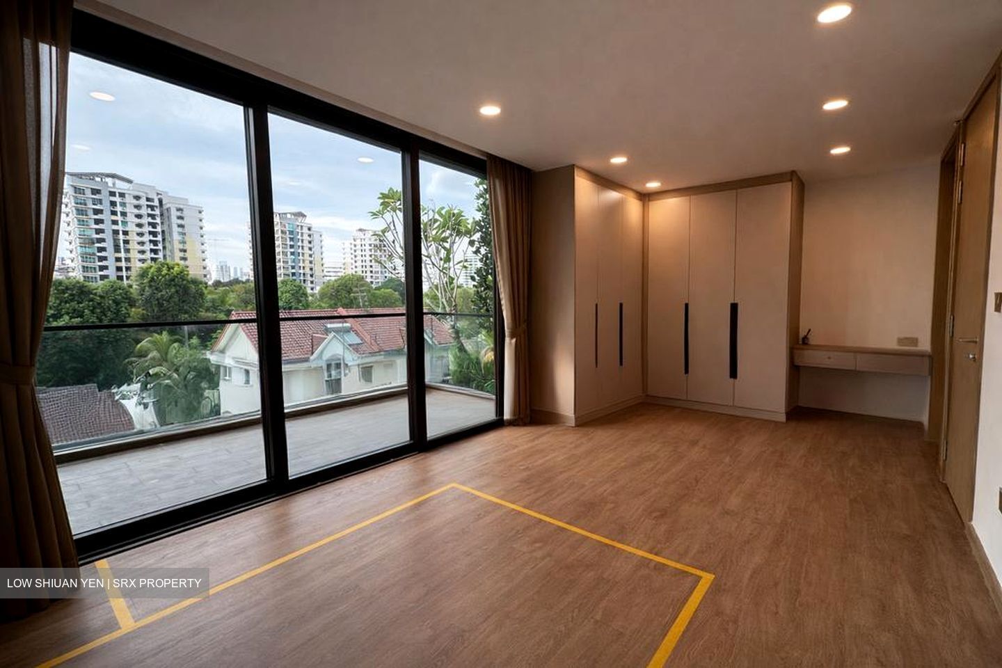 Shrewsbury Road (D11), Terrace #530964851
